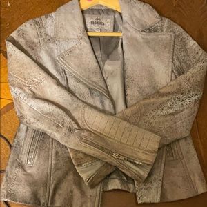 Worn once genuine leather BB Dakota jacket
